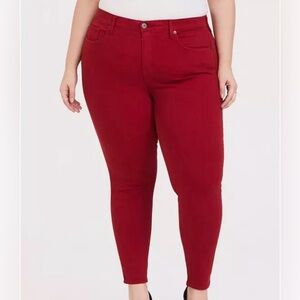 Torrid Sky High Skinny Jeans 12T Tall Red Dark Academia Premium Stretch